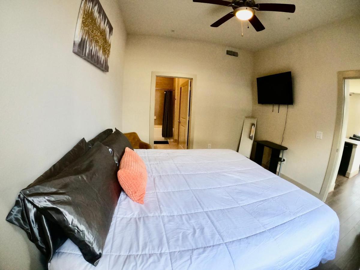 휴스턴 5 Mins To Med Center, Comfy King Beds, Wifi,Gym,Pool 아파트 외부 사진